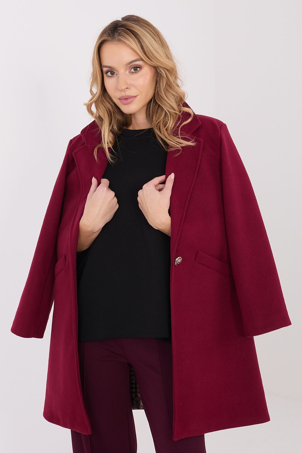  Coat model 222162 Italy Moda 