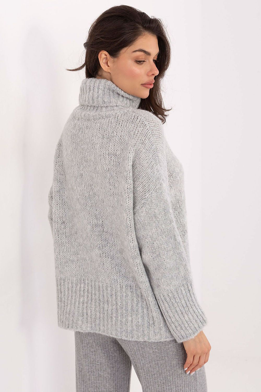  Turtleneck model 223095 Factory Price 